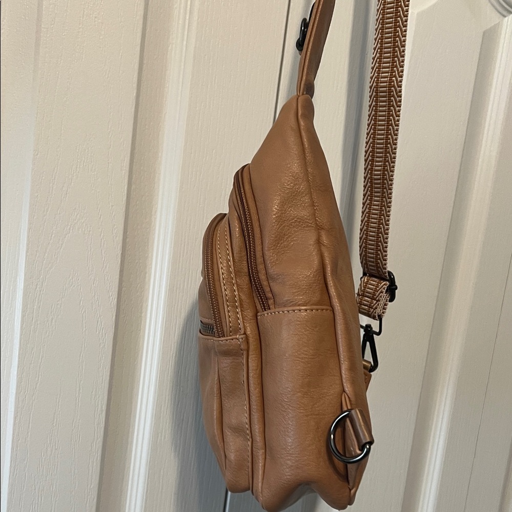 Latmap Elegant Tan/ White Crossbody Bag-Women’s-Adjustable Strap- - Picture 8 of 16